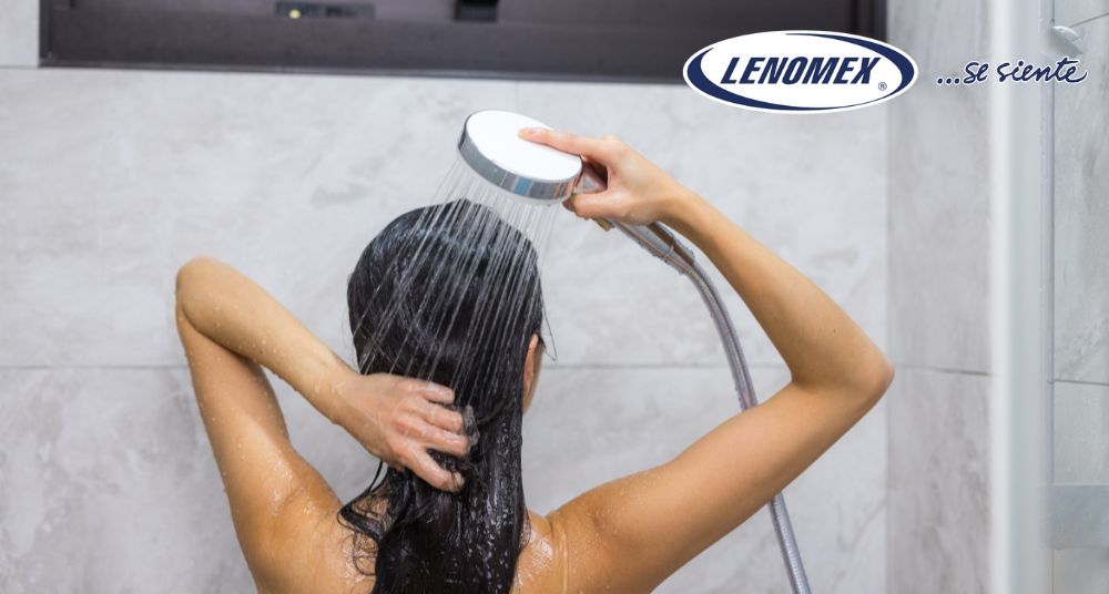 BAÑANDOSE